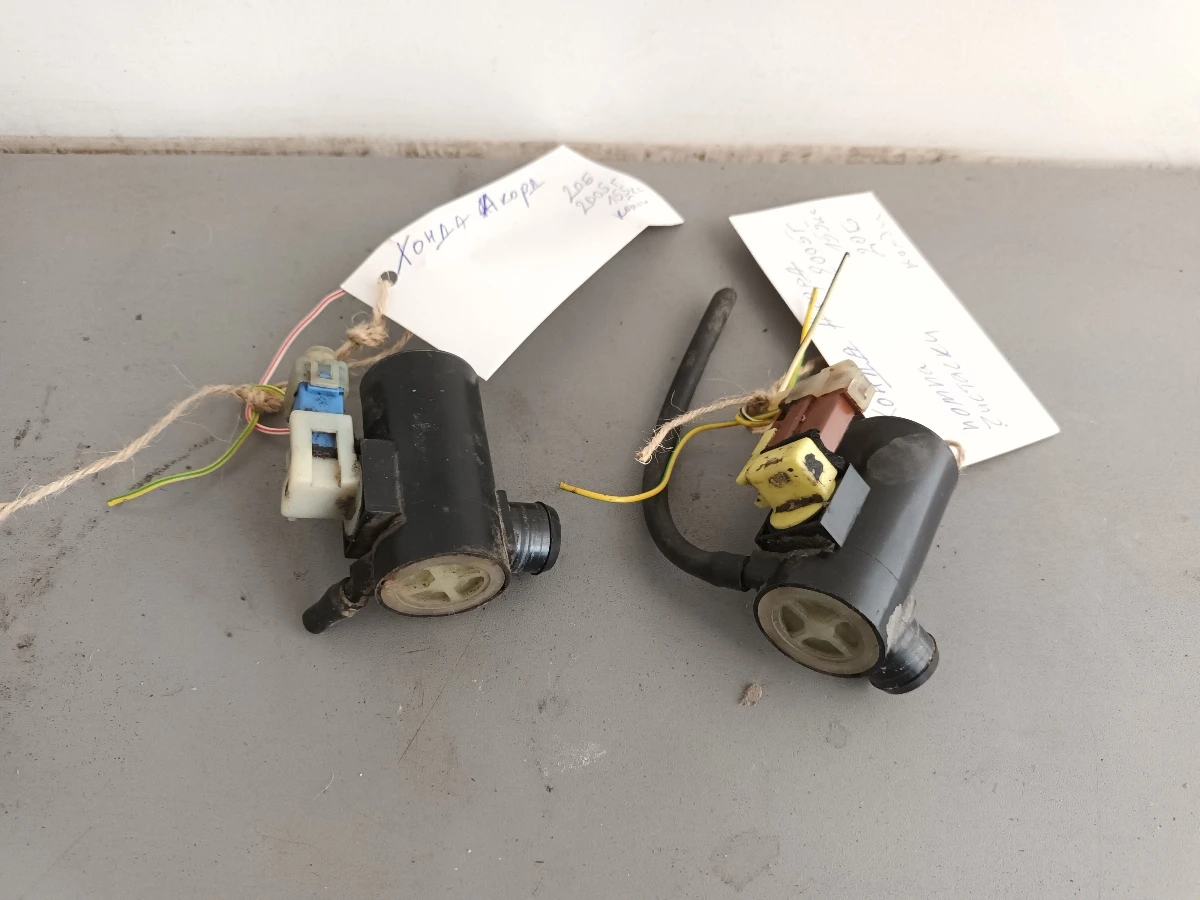 Помпа чистачки хонда акорд 2.0 