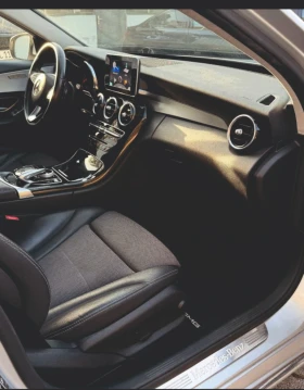 Mercedes-Benz CLA 180, снимка 5