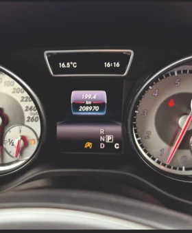 Mercedes-Benz CLA 180, снимка 17