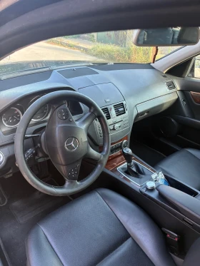 Mercedes-Benz C 220, снимка 10