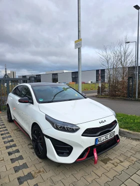     Kia Pro ceed GT  2030
