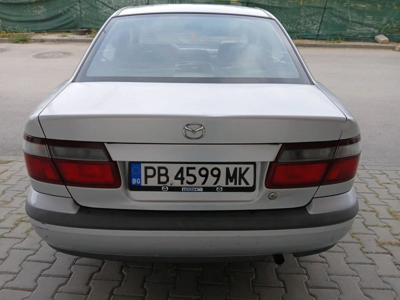 Mazda 626 1.8 Бензин, снимка 5 - Автомобили и джипове - 47452856