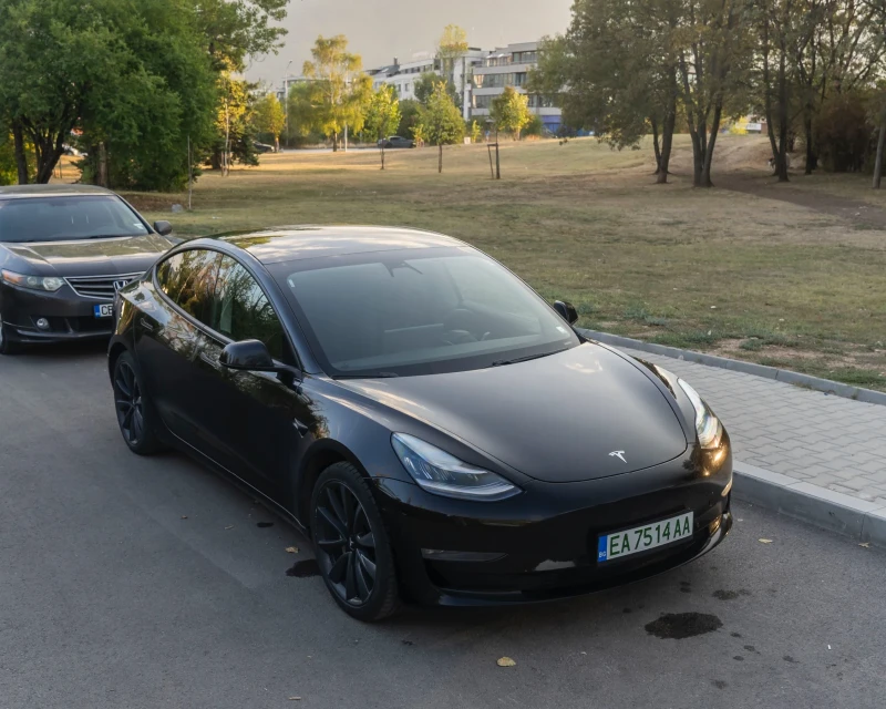 Tesla Model 3 Long range 4х4, снимка 2 - Автомобили и джипове - 47462350