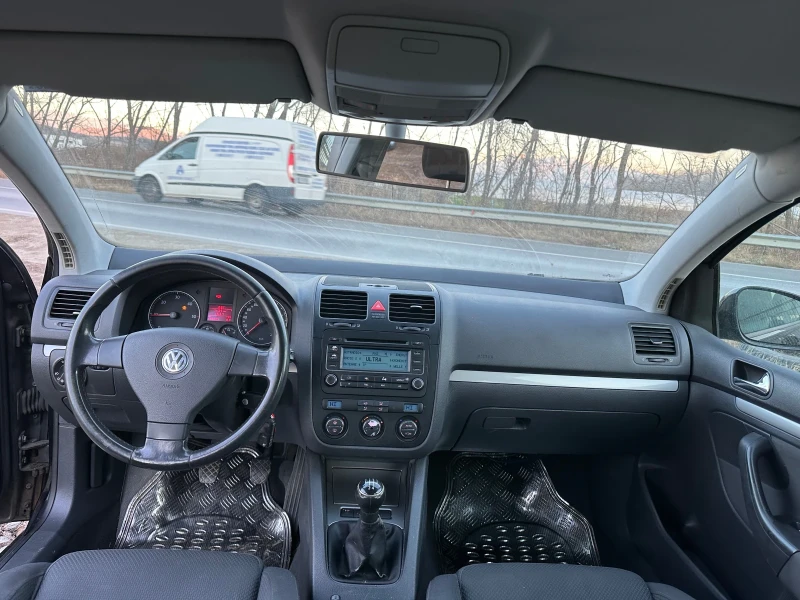 VW Golf 1.9TDI топ състояние , снимка 15 - Автомобили и джипове - 48410019