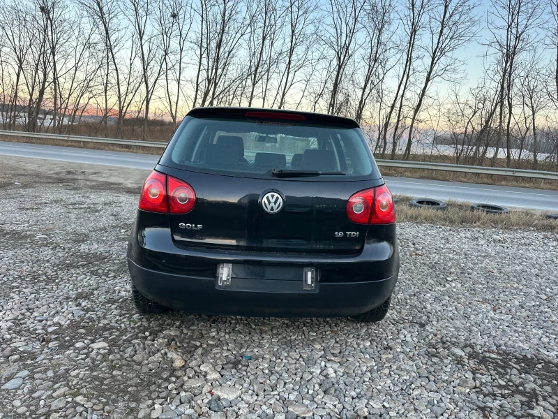 VW Golf 1.9TDI топ състояние , снимка 5 - Автомобили и джипове - 48410019