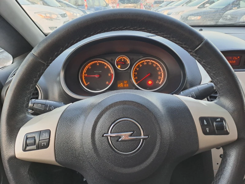 Opel Corsa 1.3 cdti, снимка 12 - Автомобили и джипове - 48732554