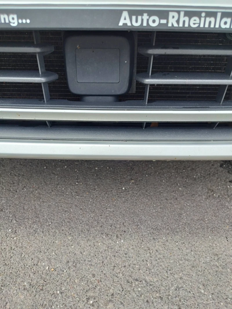 VW Golf 1.6, снимка 5 - Автомобили и джипове - 52862121