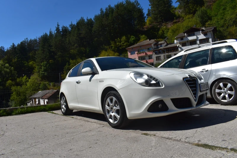 Alfa Romeo Giulietta, снимка 2 - Автомобили и джипове - 51984347