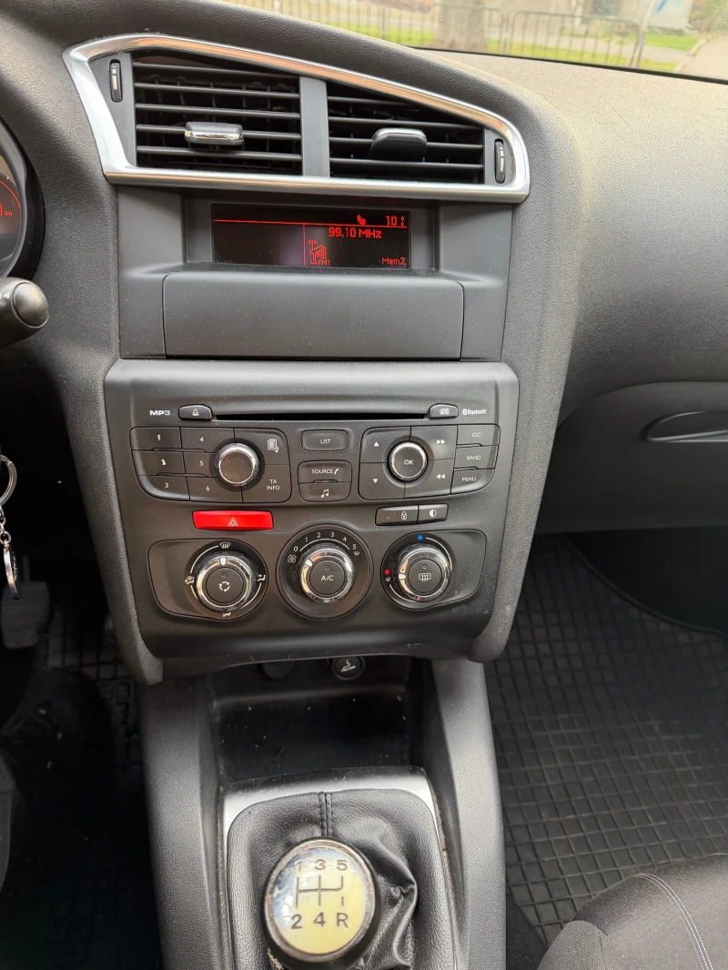 Citroen C4, снимка 8 - Автомобили и джипове - 52431438