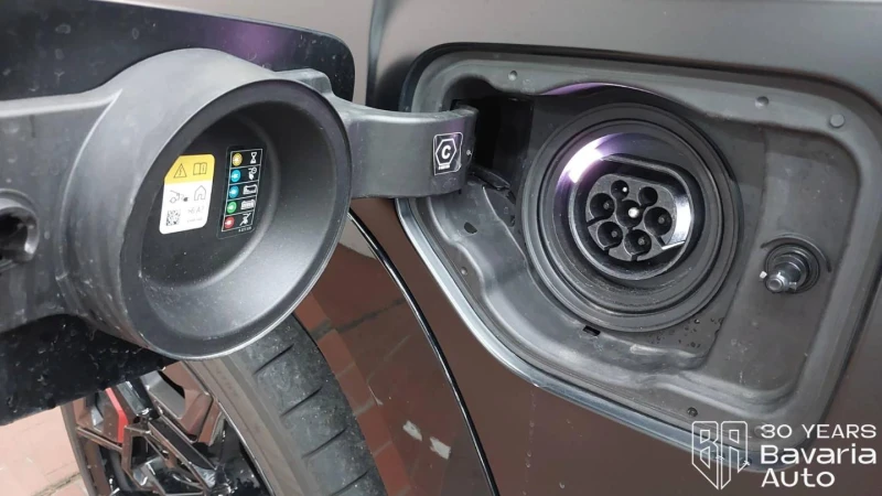 BMW XM Red Label Sportautomatic, снимка 17 - Автомобили и джипове - 53073720