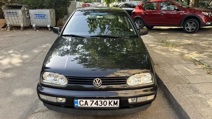 VW Golf 3, снимка 2 - Автомобили и джипове - 47239531