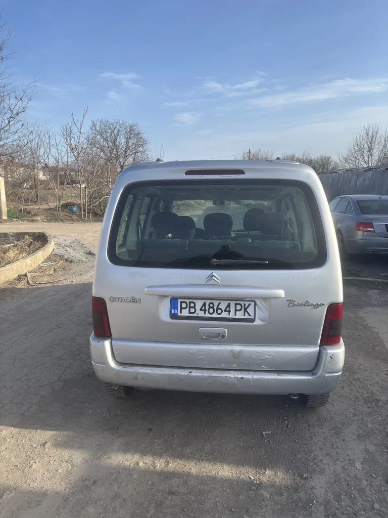 Citroen Berlingo 1.4i, снимка 5 - Автомобили и джипове - 49593574