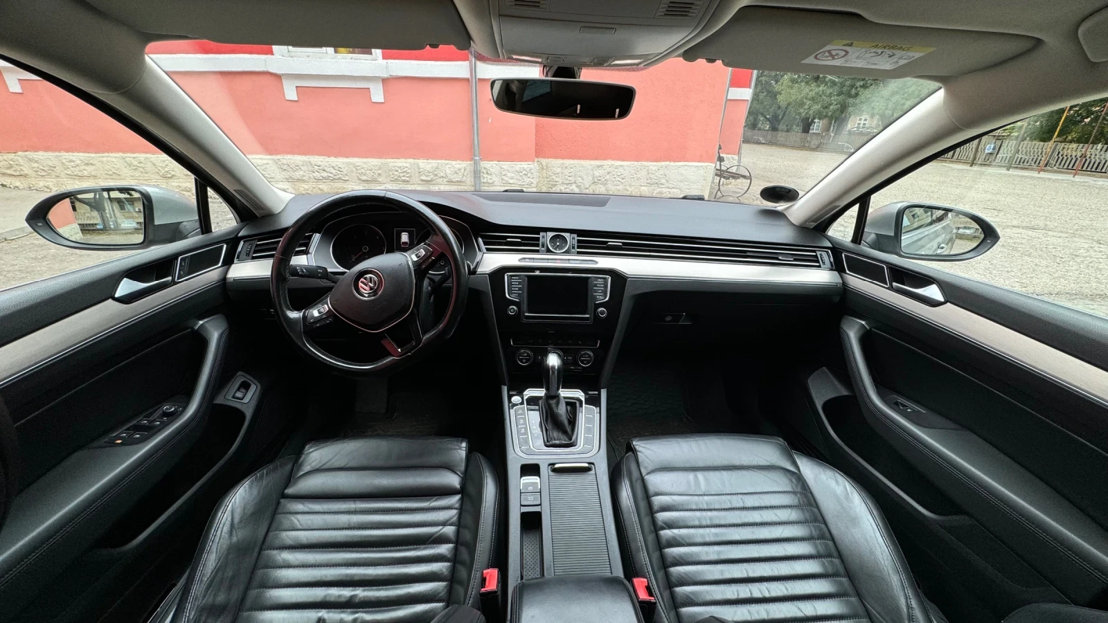 VW Passat B8 Highline 2.0TDI 190.. EURO 6B Distronic | Mobile.bg   16