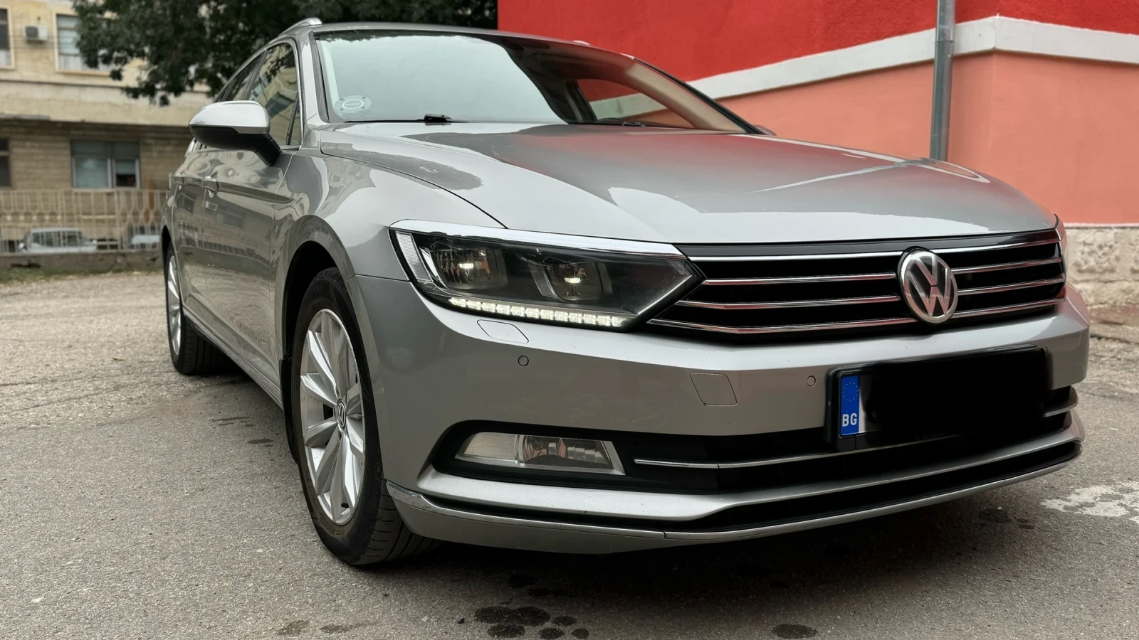 VW Passat B8 Highline 2.0TDI 190к.с. EURO 6B Distronic - изображение 4