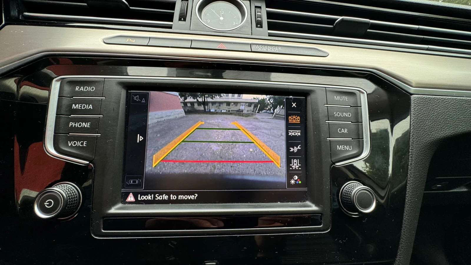 VW Passat B8 Highline 2.0TDI 190.. EURO 6B Distronic | Mobile.bg   12