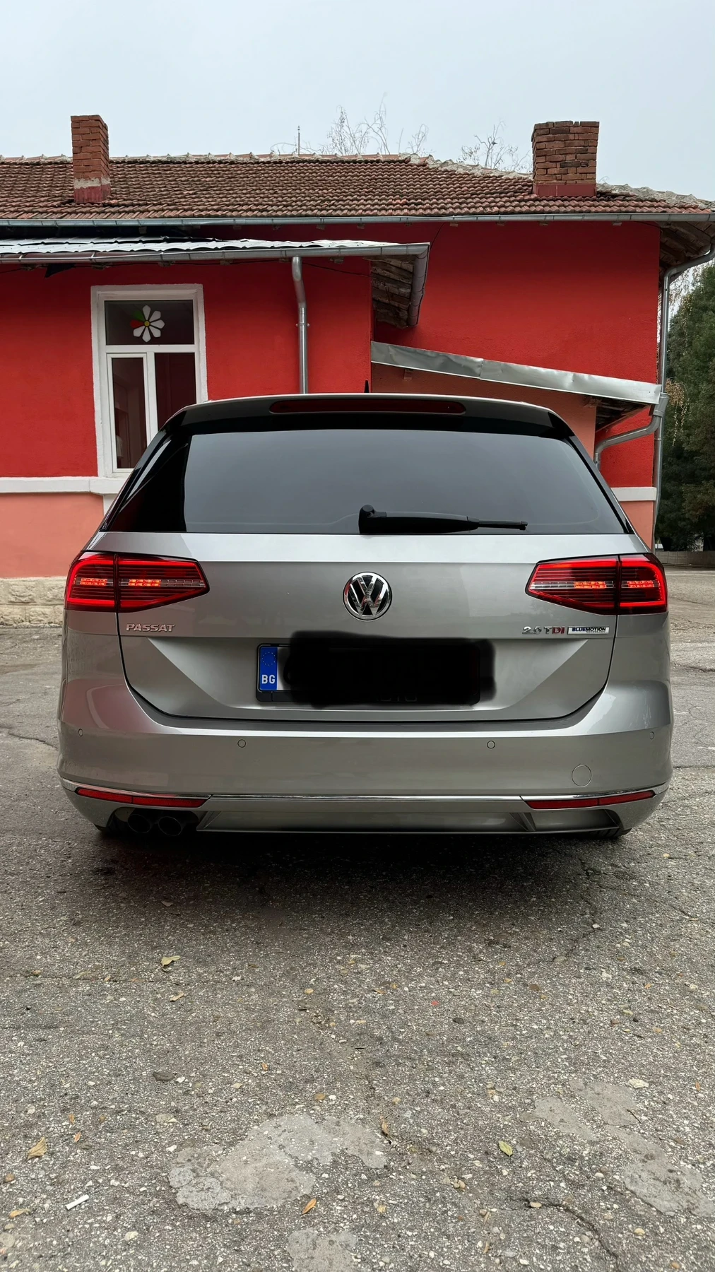 VW Passat B8 Highline 2.0TDI 190к.с. EURO 6B Distronic - изображение 3