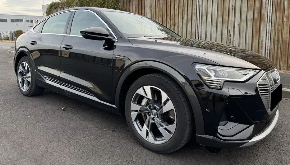 Audi E-Tron 50 Sportback Quattro - изображение 2