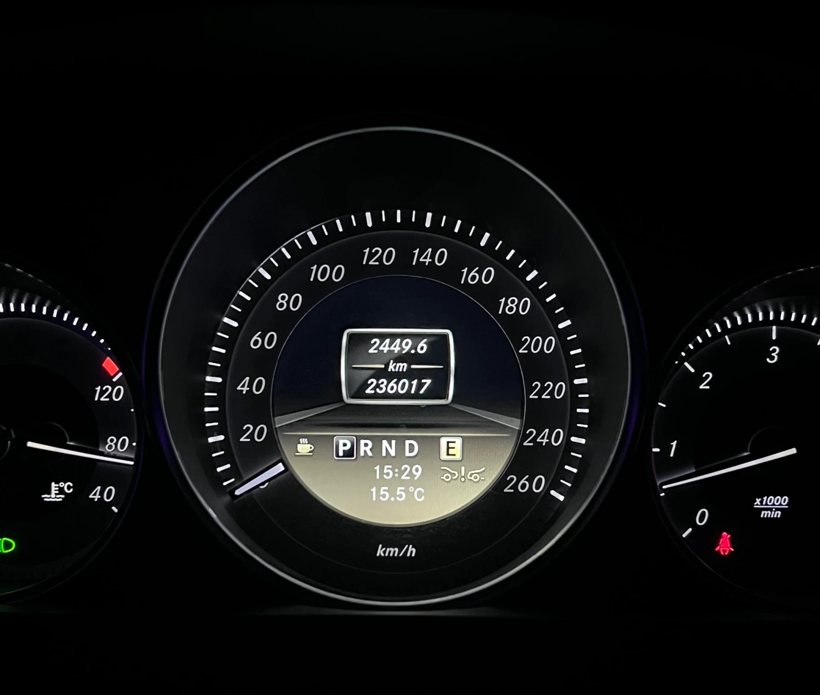 Mercedes-Benz C 300 300CDI 4matic DISTRONIC+  - изображение 8