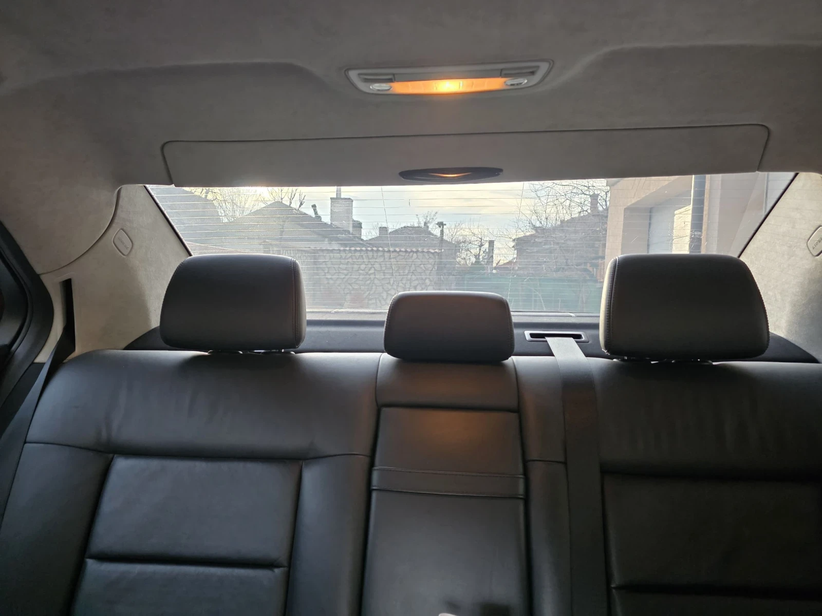 Mercedes-Benz E 350 4MATIC - изображение 9