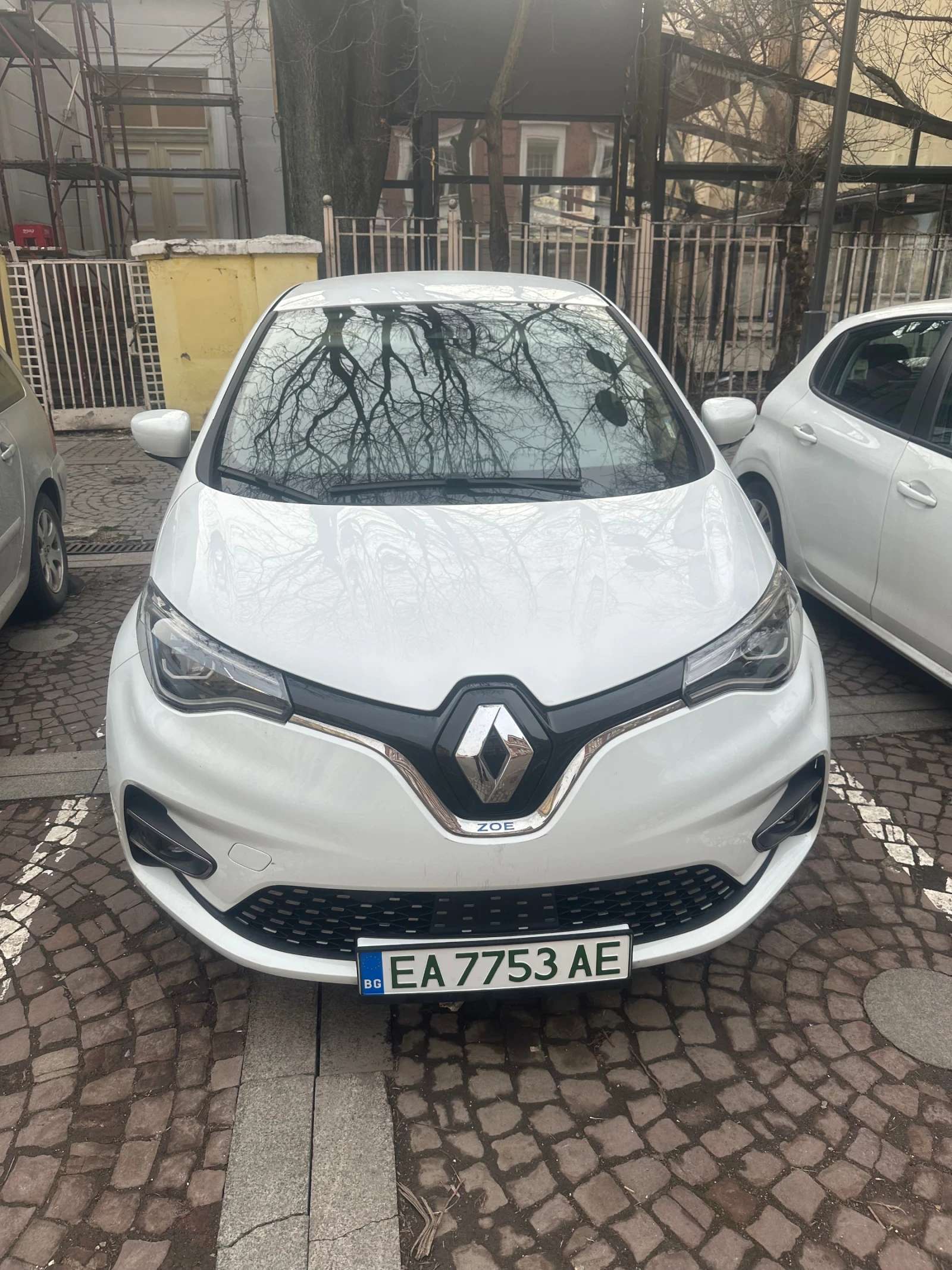 Renault Zoe Intense R135 52kw CCS SOH 91%, снимка 15 - Автомобили и джипове - 53644784