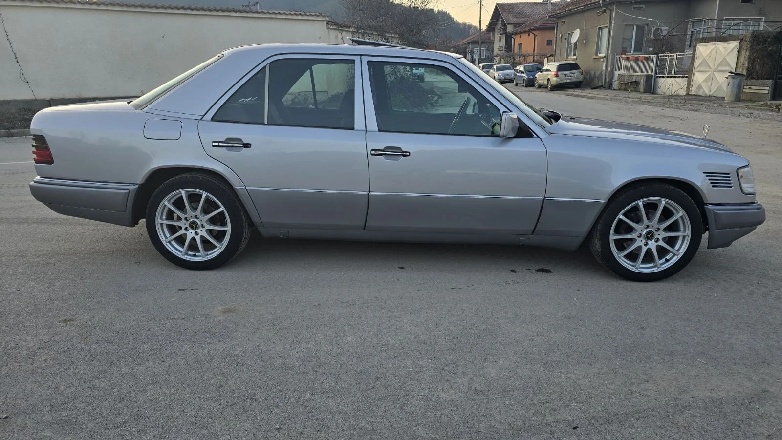 Mercedes-Benz 124 �250 | Mobile.bg � ����������� 4