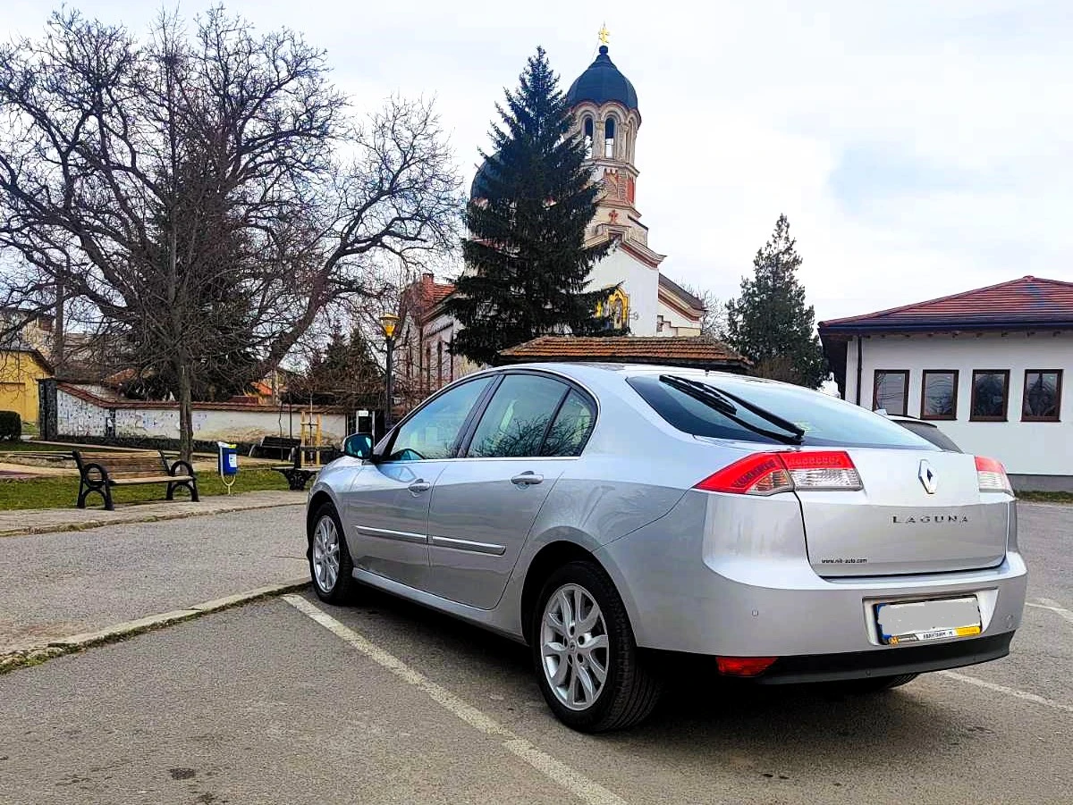 Renault Laguna, снимка 5 - Автомобили и джипове - 53875997