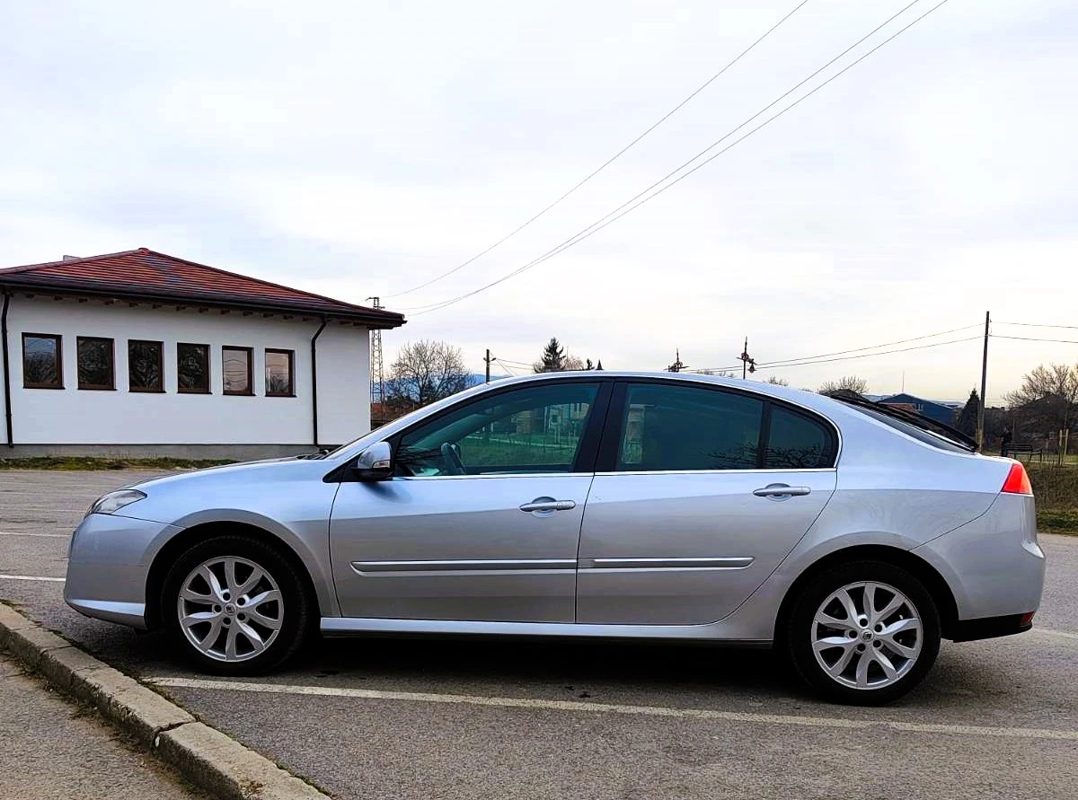 Renault Laguna, снимка 4 - Автомобили и джипове - 53875997