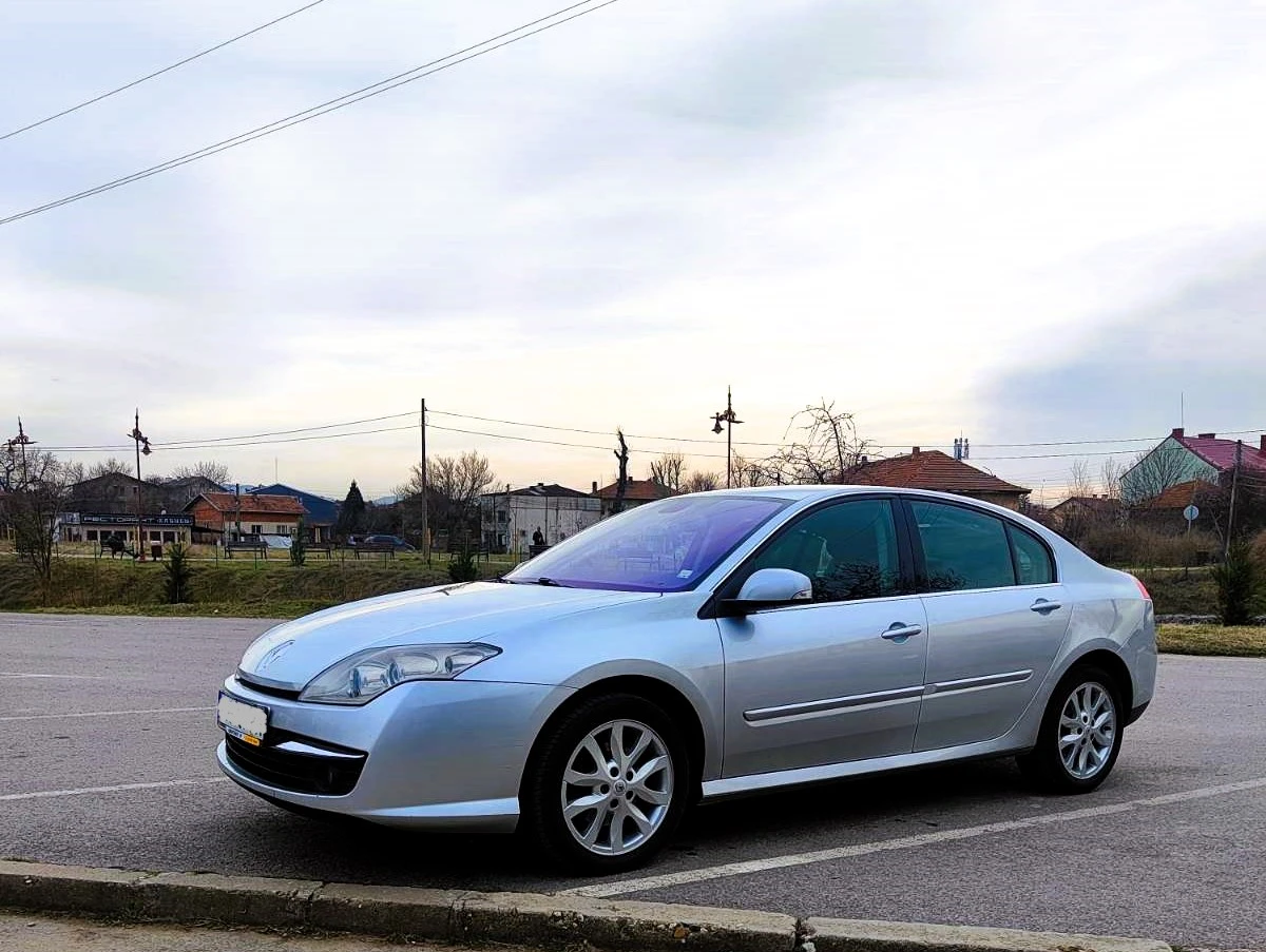Renault Laguna, снимка 3 - Автомобили и джипове - 53875997