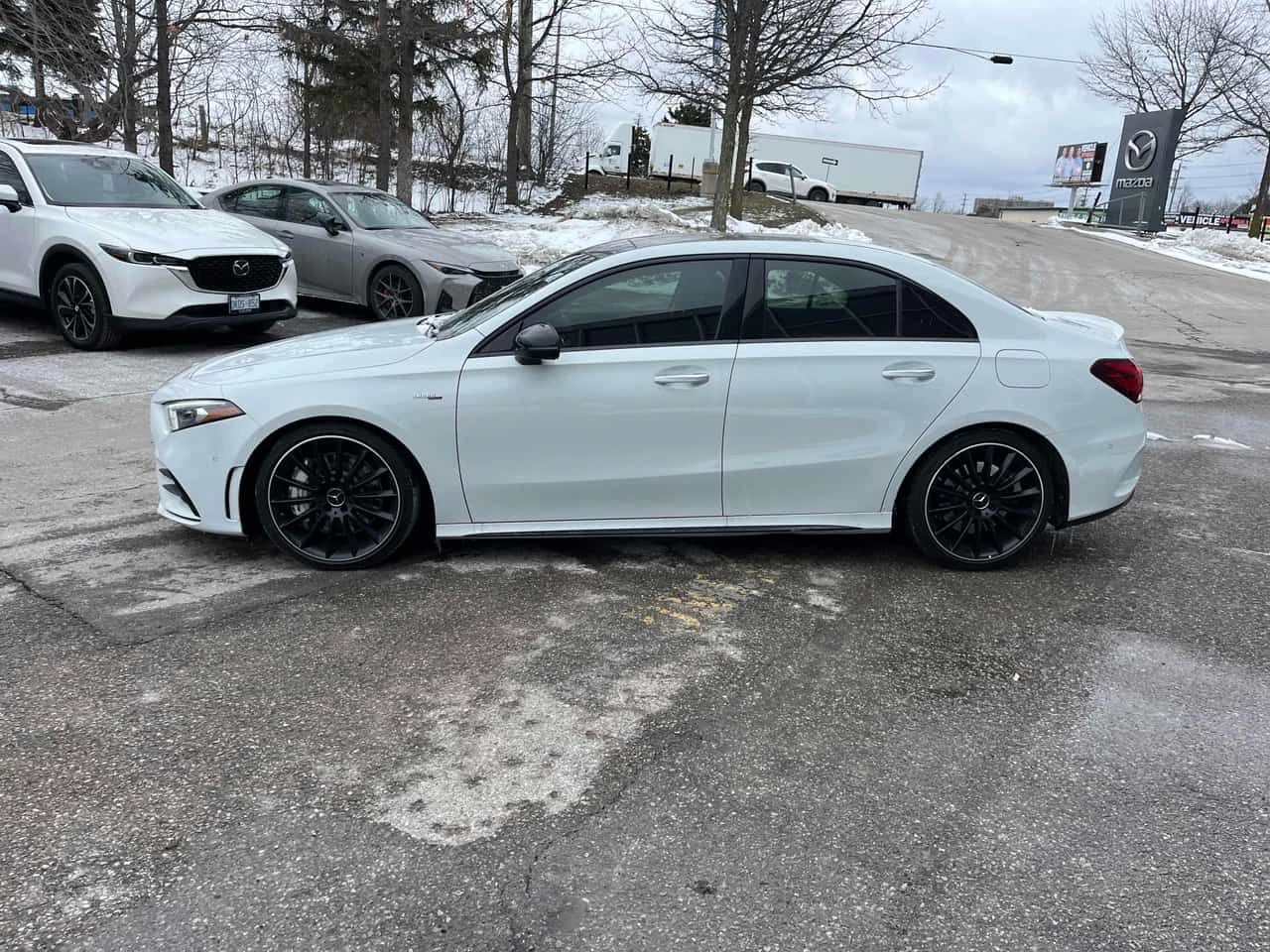Mercedes-Benz A 35  AMG /DISTRONIC / 360 /  | Mobile.bg � ����������� 15