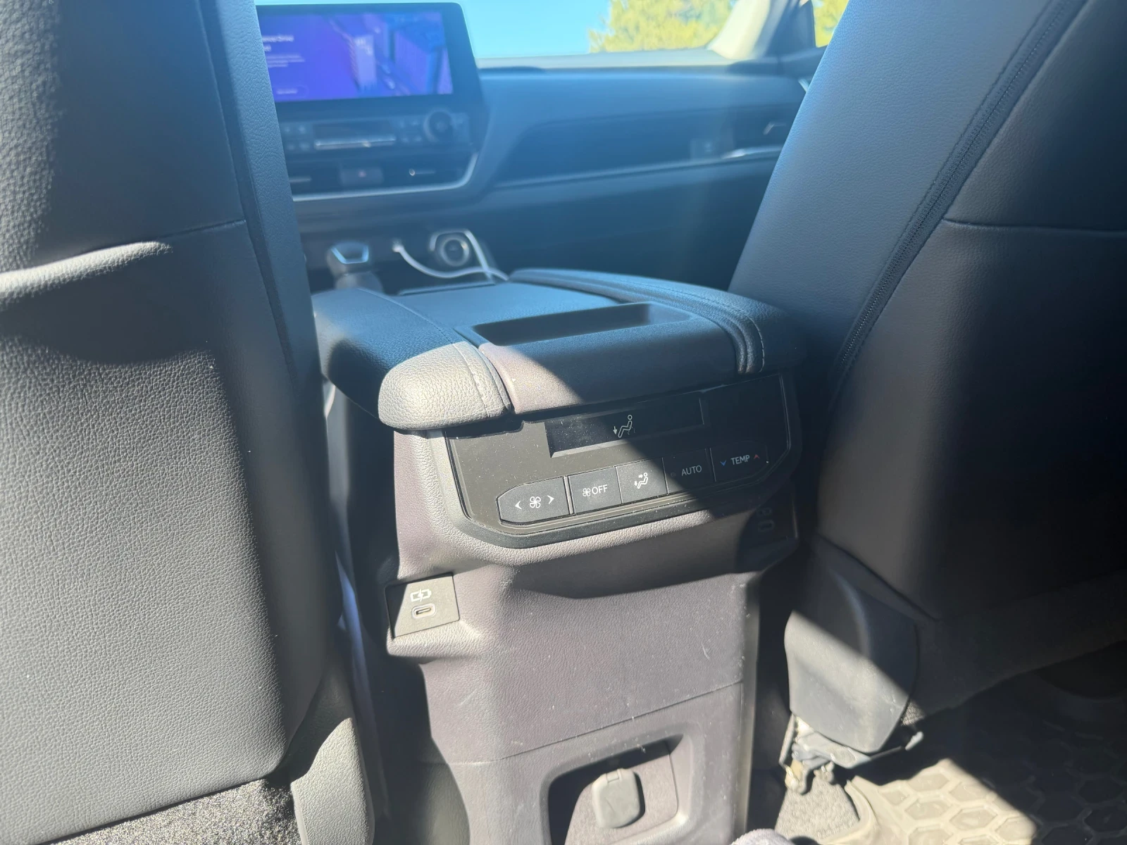 Toyota Grand Highlander, снимка 6 - Автомобили и джипове - 54021764