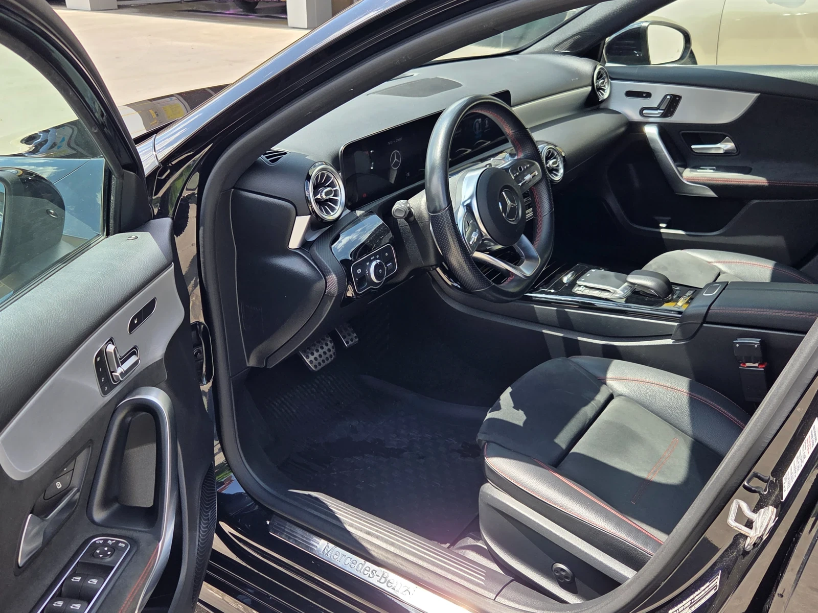 Mercedes-Benz A 180 AMG, NIGHT PAKET, TOP, FULL EKSTRI, снимка 8 - Автомобили и джипове - 54251421