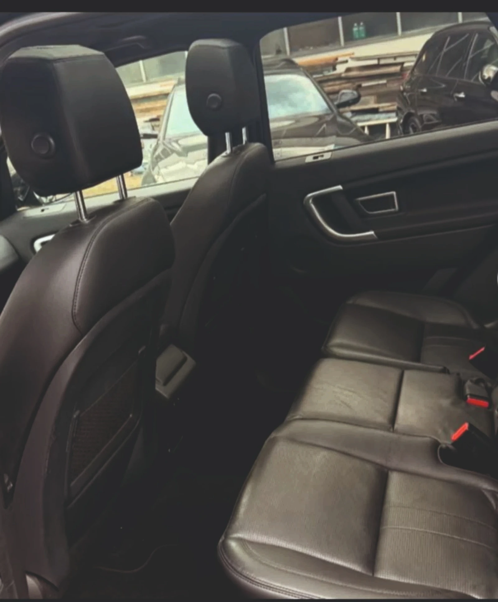 Mercedes-Benz CLA 180, снимка 13 - Автомобили и джипове - 54650460