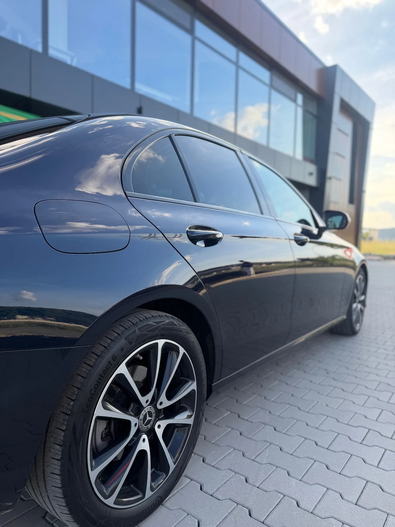 Mercedes-Benz E 300, снимка 7 - Автомобили и джипове - 54702200