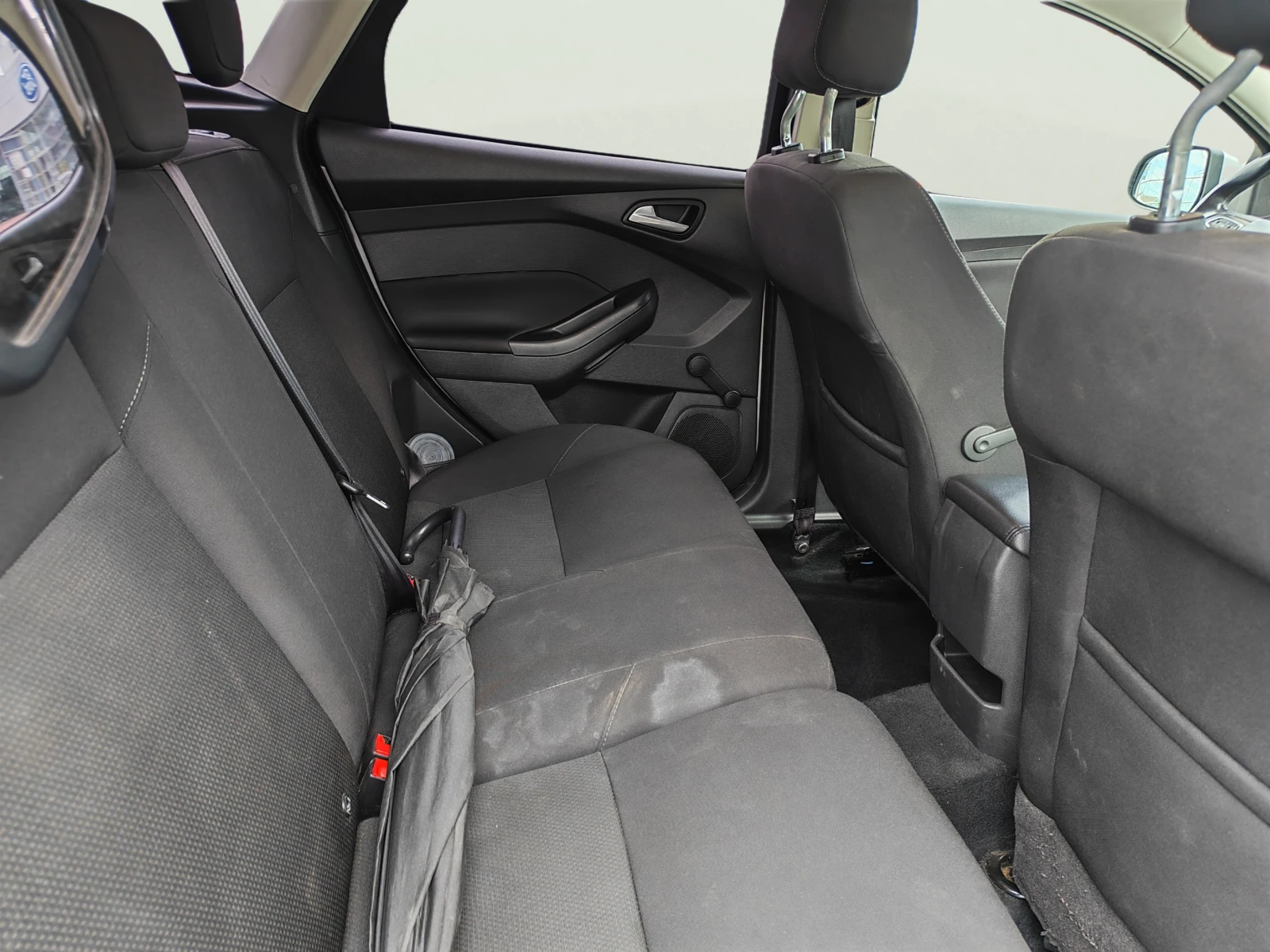 Ford Focus 1.0 EcoBoost, снимка 9 - Автомобили и джипове - 54875407