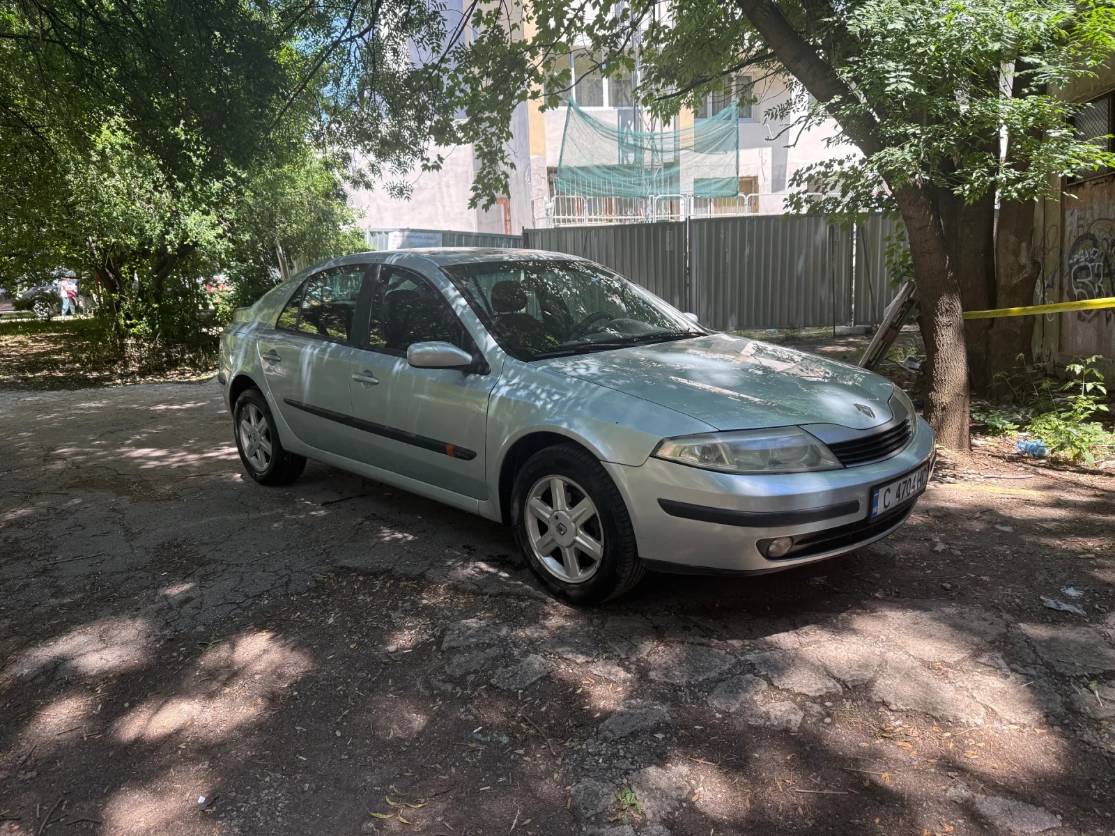 Renault Laguna 1.8 16v, снимка 6 - Автомобили и джипове - 54994052