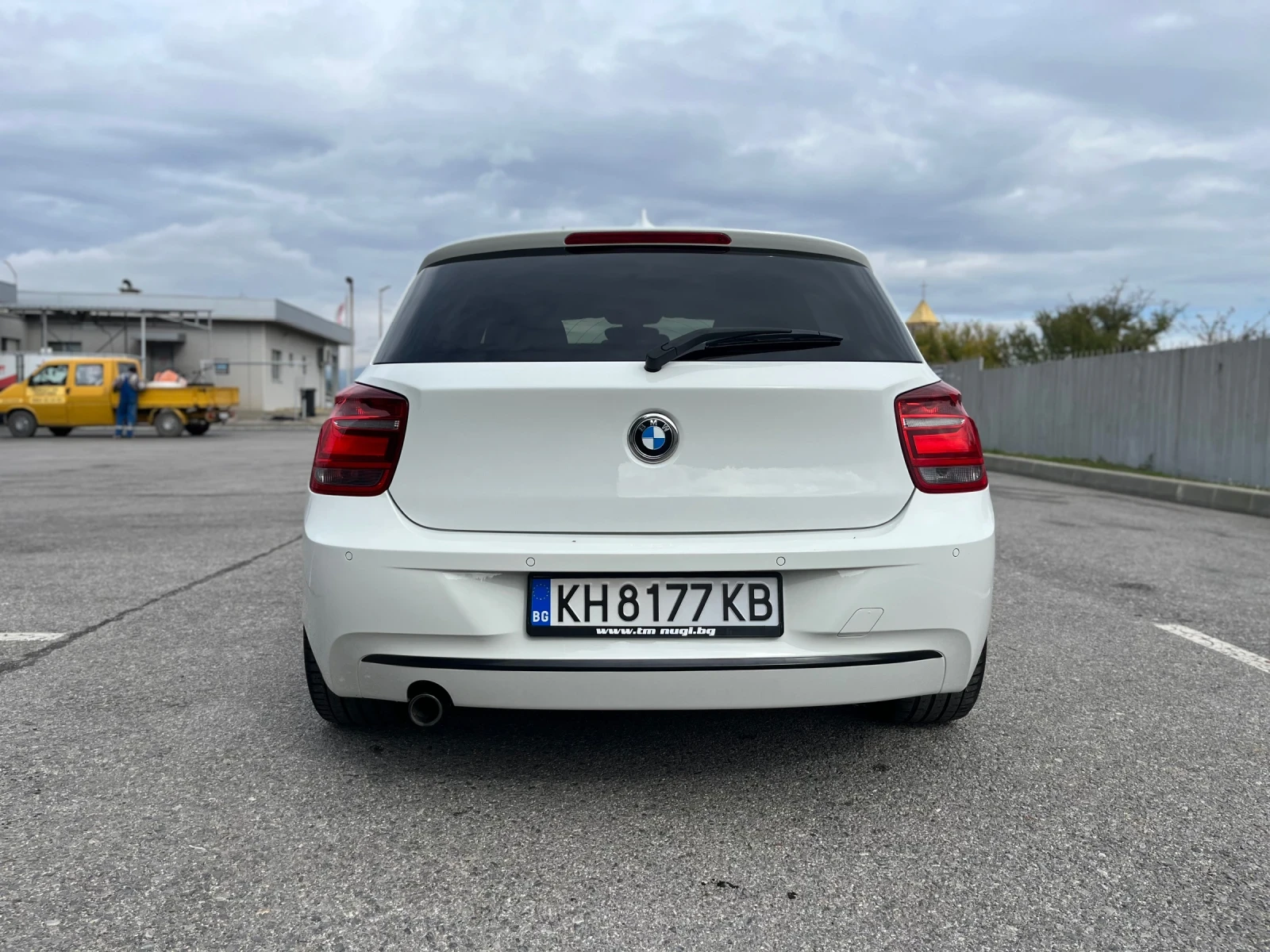 BMW 120 2.0, снимка 6 - Автомобили и джипове - 55000165