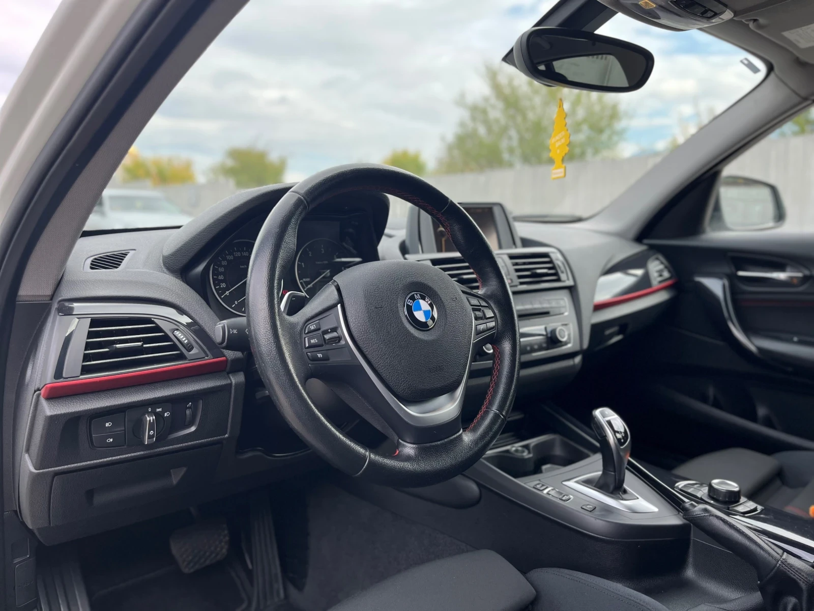 BMW 120 2.0, снимка 10 - Автомобили и джипове - 55000165