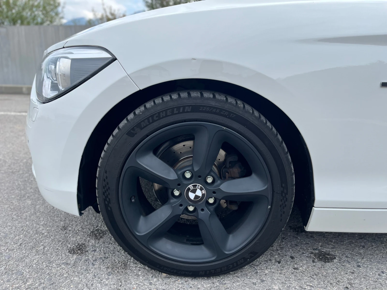 BMW 120 2.0, снимка 9 - Автомобили и джипове - 55000165