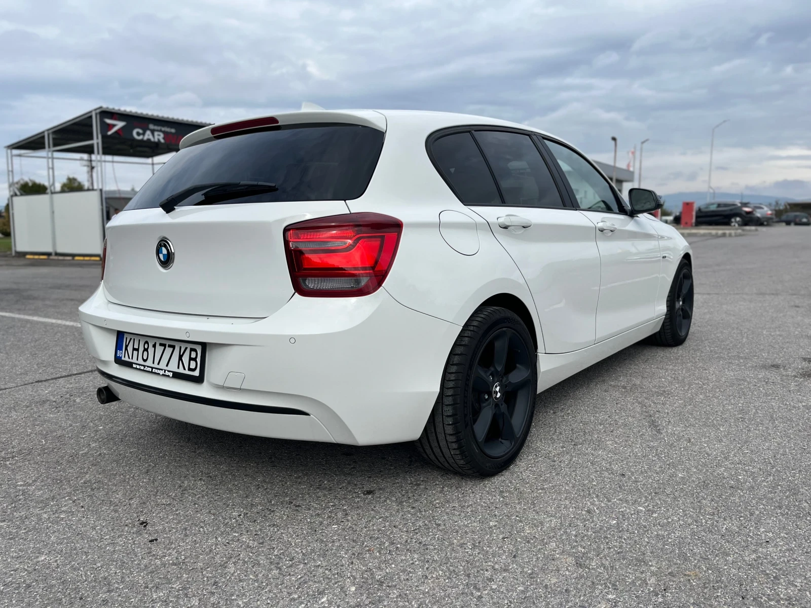 BMW 120 2.0, снимка 5 - Автомобили и джипове - 55000165