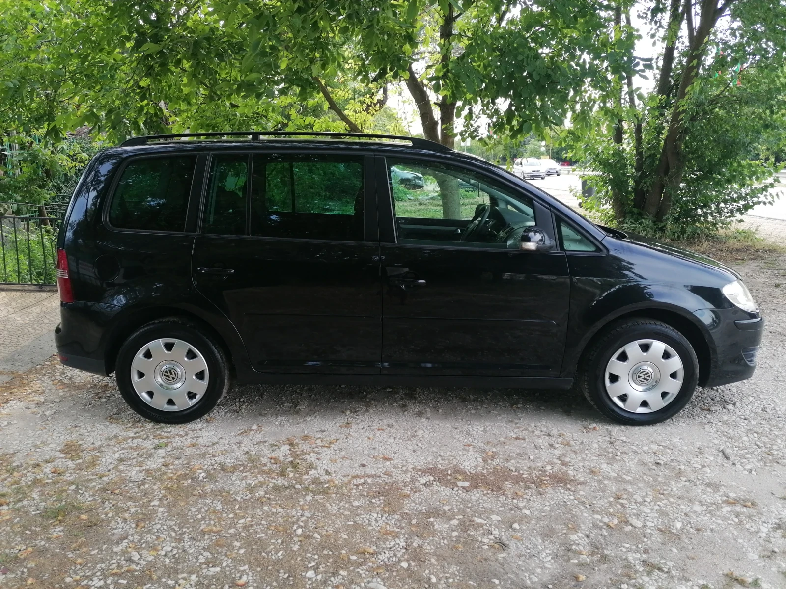 VW Touran 1.9 105kc Германия, снимка 8 - Автомобили и джипове - 55223622