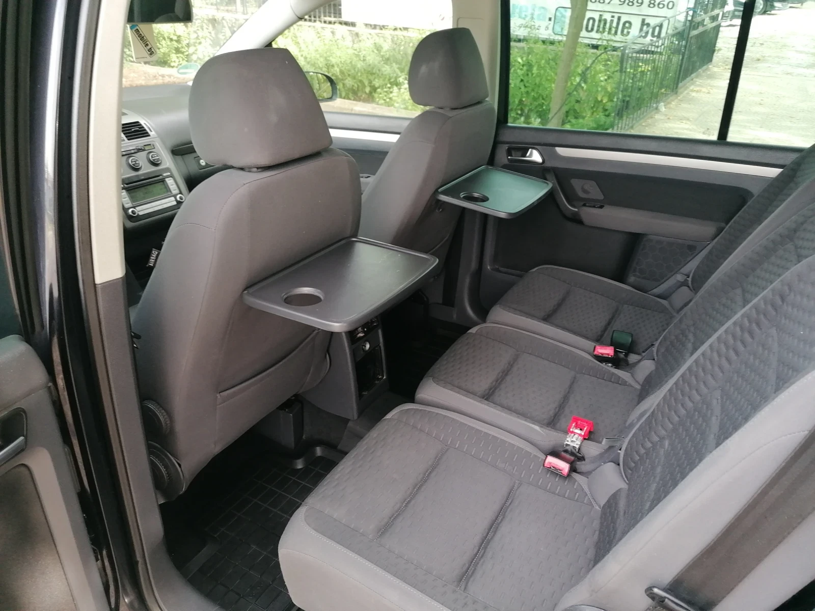 VW Touran 1.9 105kc Германия, снимка 13 - Автомобили и джипове - 55223622