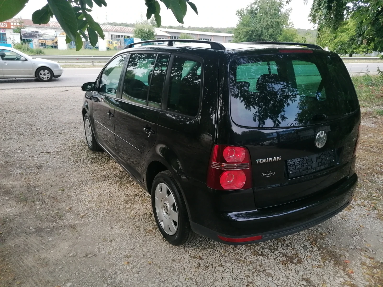 VW Touran 1.9 105kc Германия, снимка 4 - Автомобили и джипове - 55223622