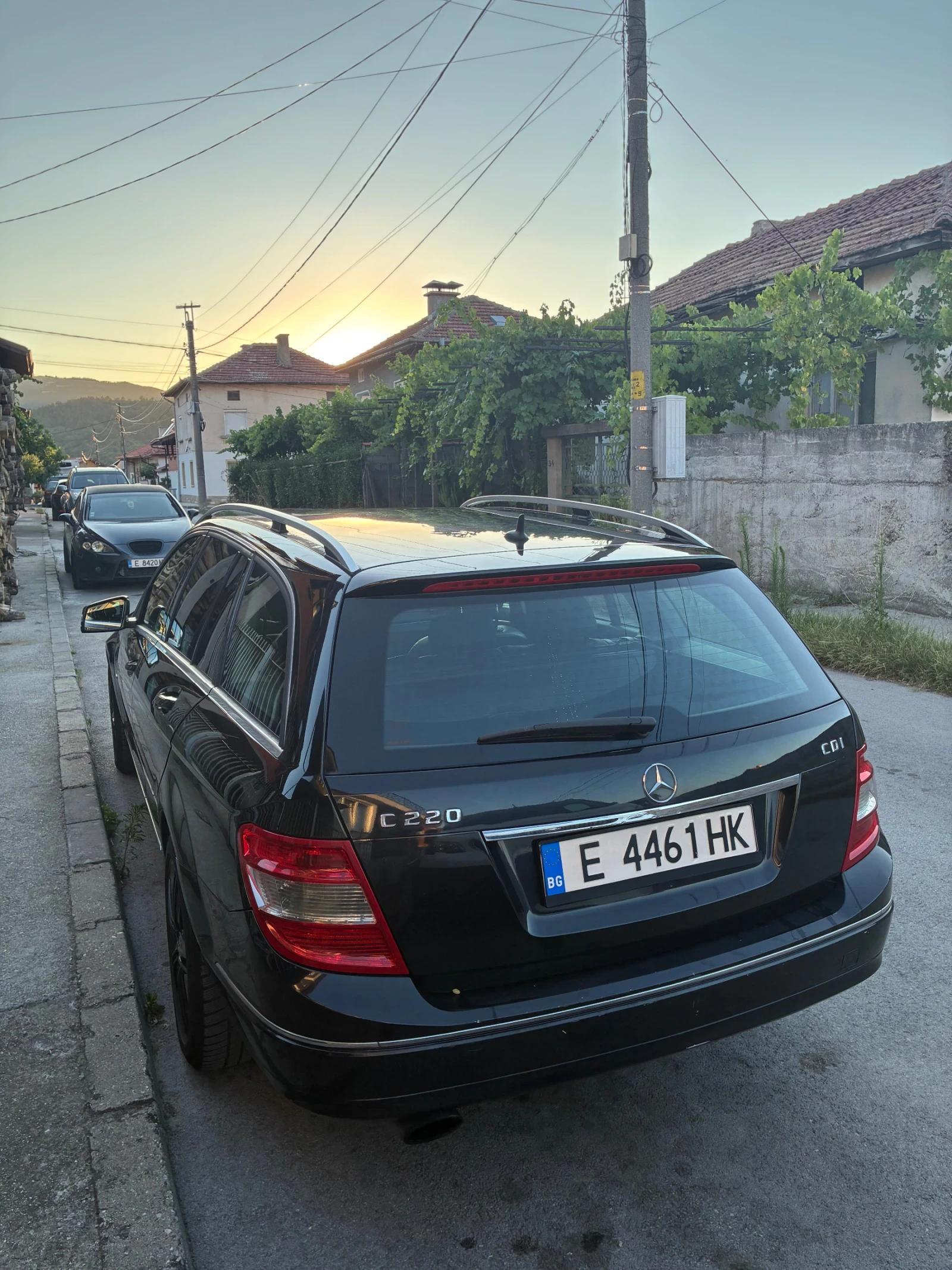 Mercedes-Benz C 220, снимка 4 - Автомобили и джипове - 55237187