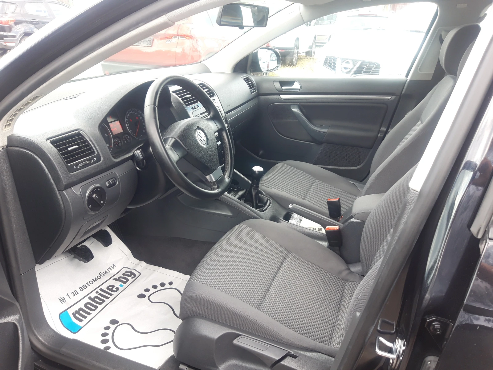 VW Golf 1.9TDI* 105k.* Jetta* , снимка 6 - Автомобили и джипове - 55388457