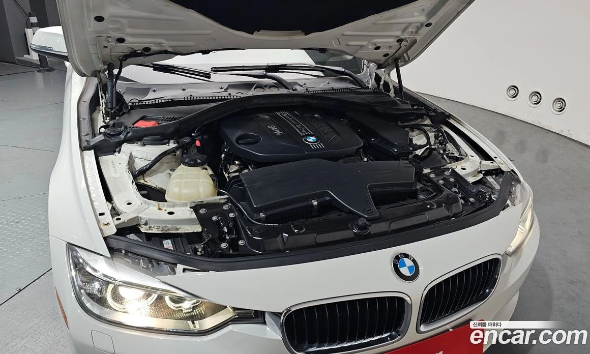 BMW 320 320d xDrive, снимка 6 - Автомобили и джипове - 56156600
