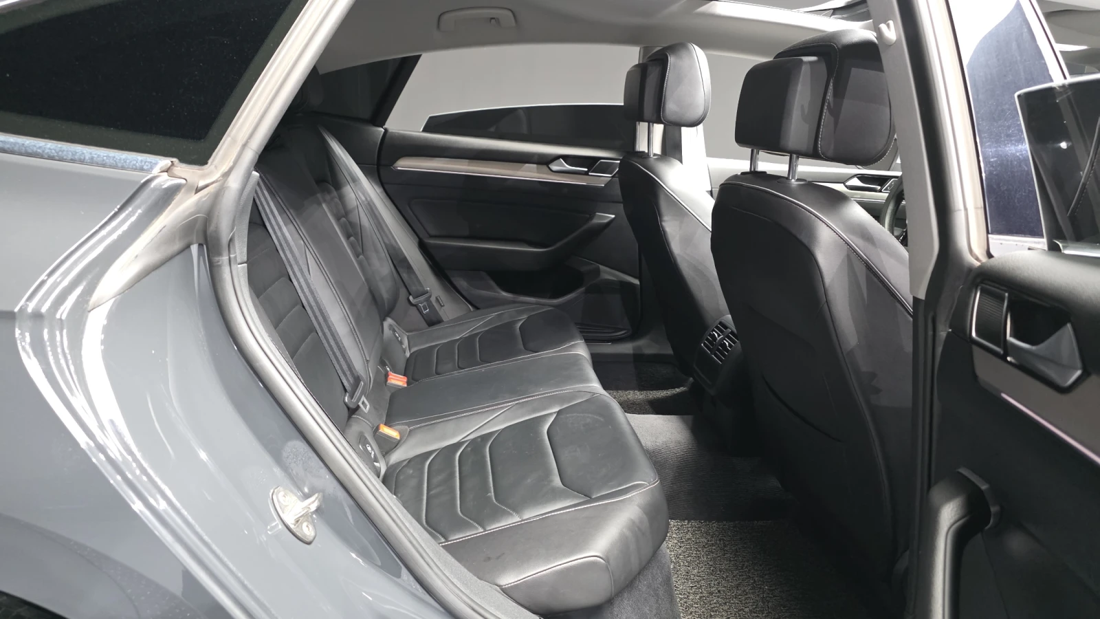 VW Arteon 2.0 TDI BLIND SPOT ��� ������ ����* encareu.com | Mobile.bg � ����������� 12