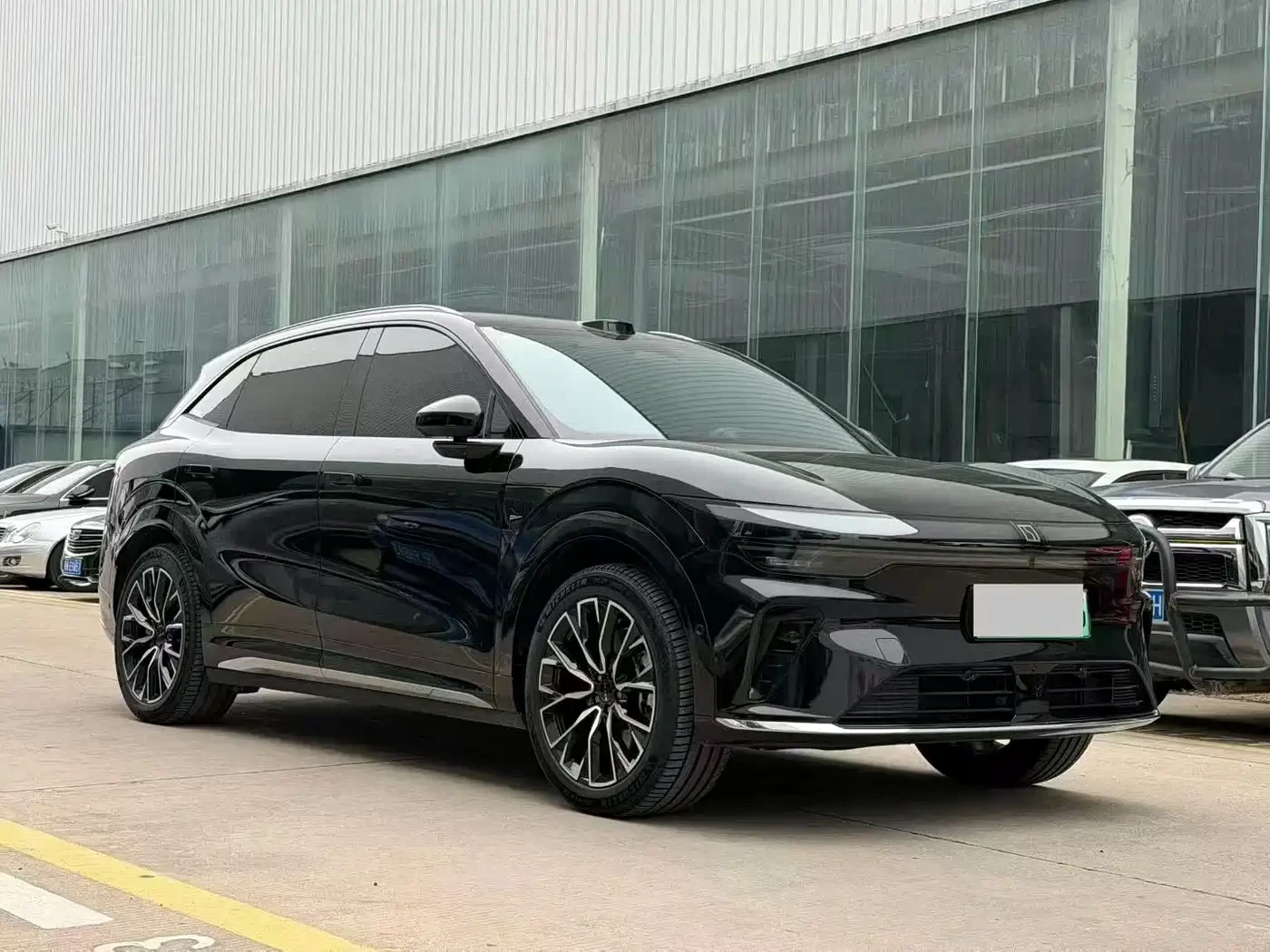 Zeekr 7X 100KWh* LONG RANGE* SMART DRIVING* ������ ���� | Mobile.bg � ����������� 2