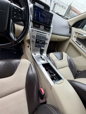 Volvo XC60 D5 AWD, снимка 9