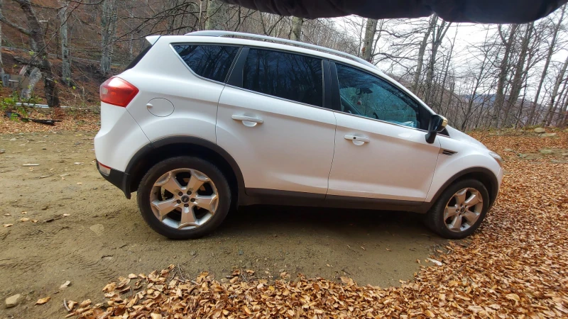 Ford Kuga, снимка 5 - Автомобили и джипове - 47110236