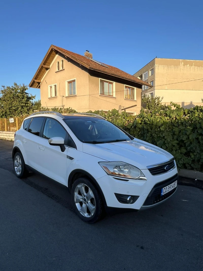 Ford Kuga, снимка 15 - Автомобили и джипове - 47609739